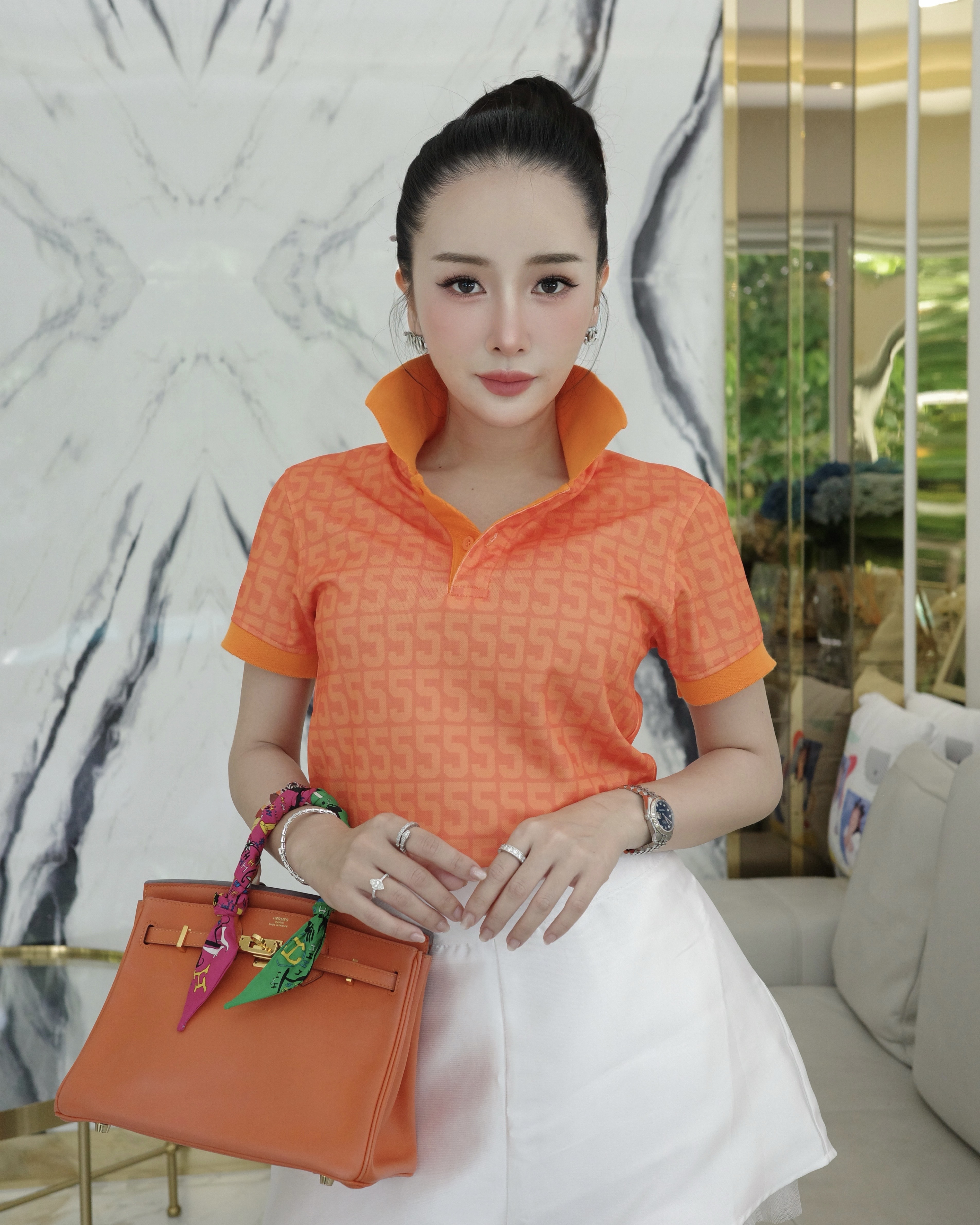 เสื้อโปโลหญิง เลข 5 - รูปใส่จริงด้านหลัง
