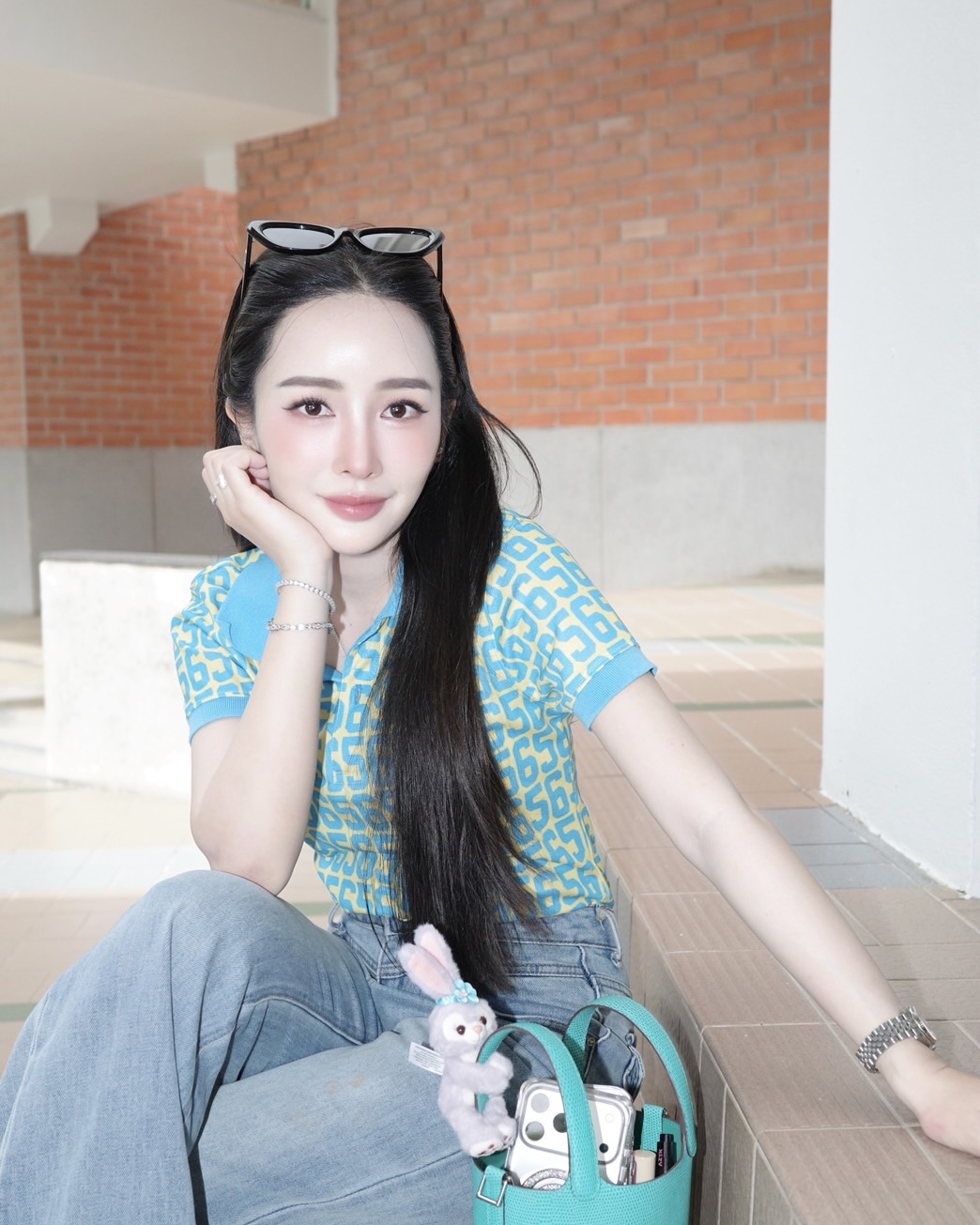 เสื้อโปโลหญิง เลข 56 - รูปใส่จริงด้านหน้า